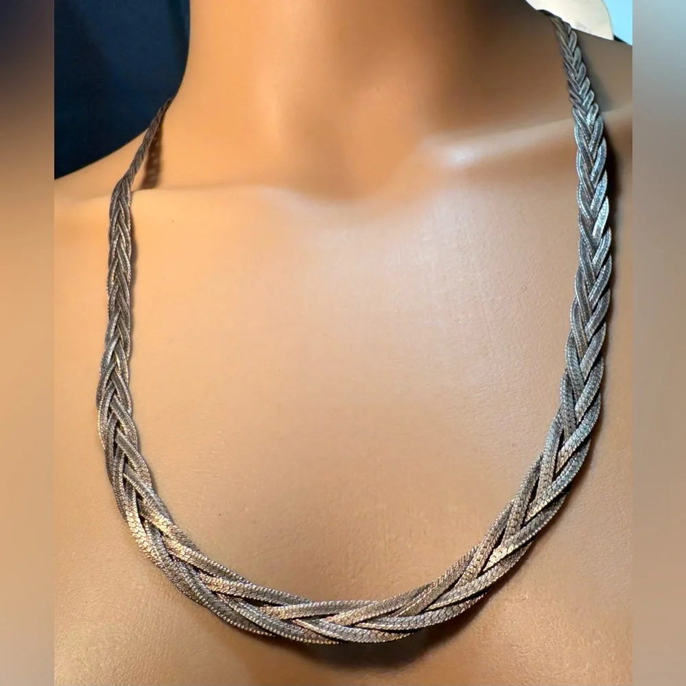 925 Italy Milor inscribed Elegant Silver herring bone Braided Necklace - Picture 1 of 4